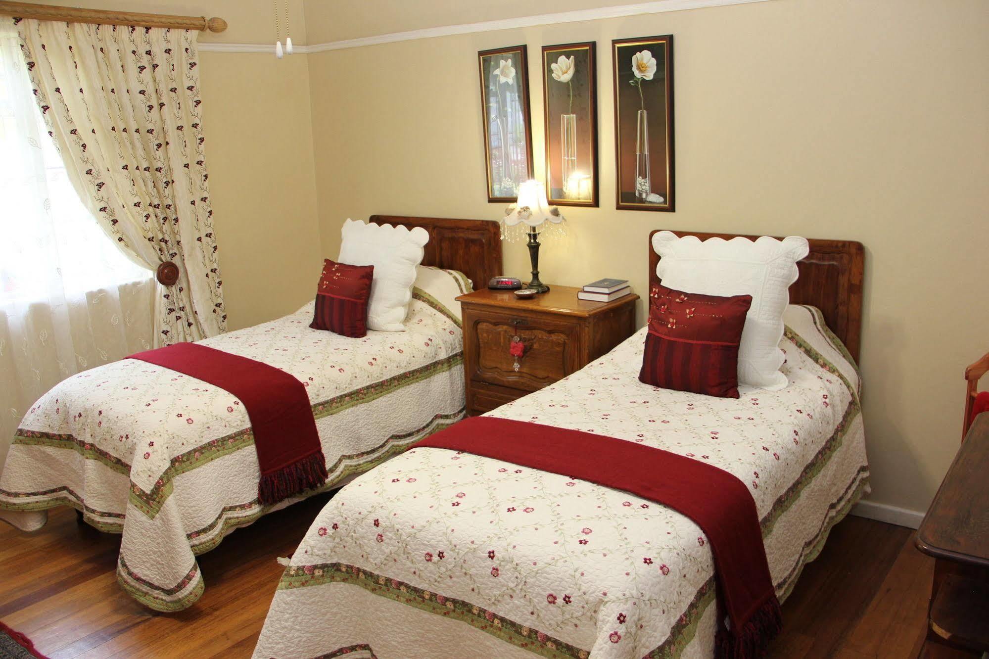 Beau & I Bed & Breakfast Graaff Reinet Exterior photo